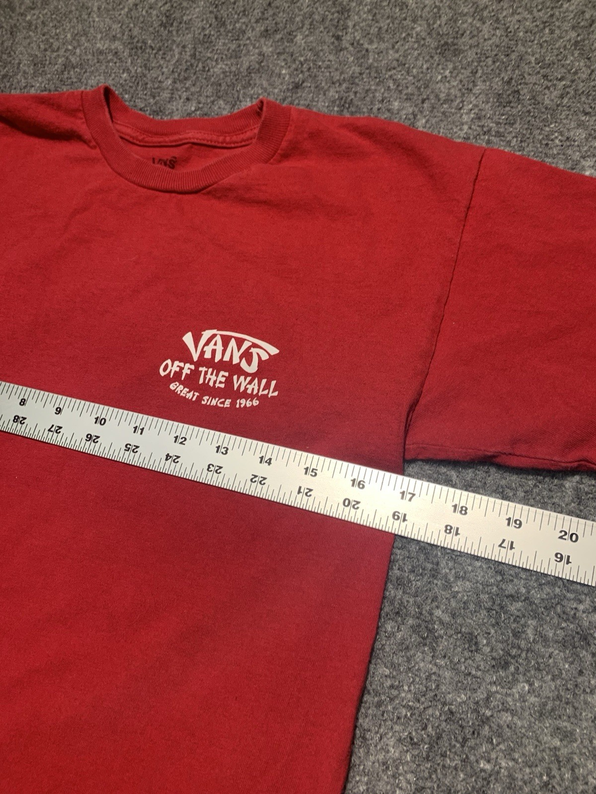 Vans Off The Wall Skateboarding T Shirt Men's Small Red Great Wall of China Tee gallery