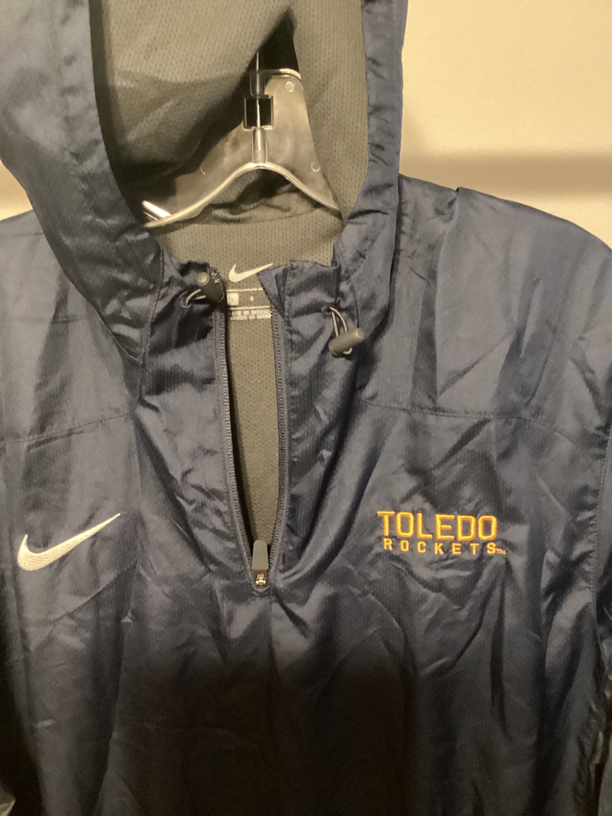 Lrg Men Nike University Toledo Ohio Rockets 1/4 zip pullover hoodie jacket shirt gallery