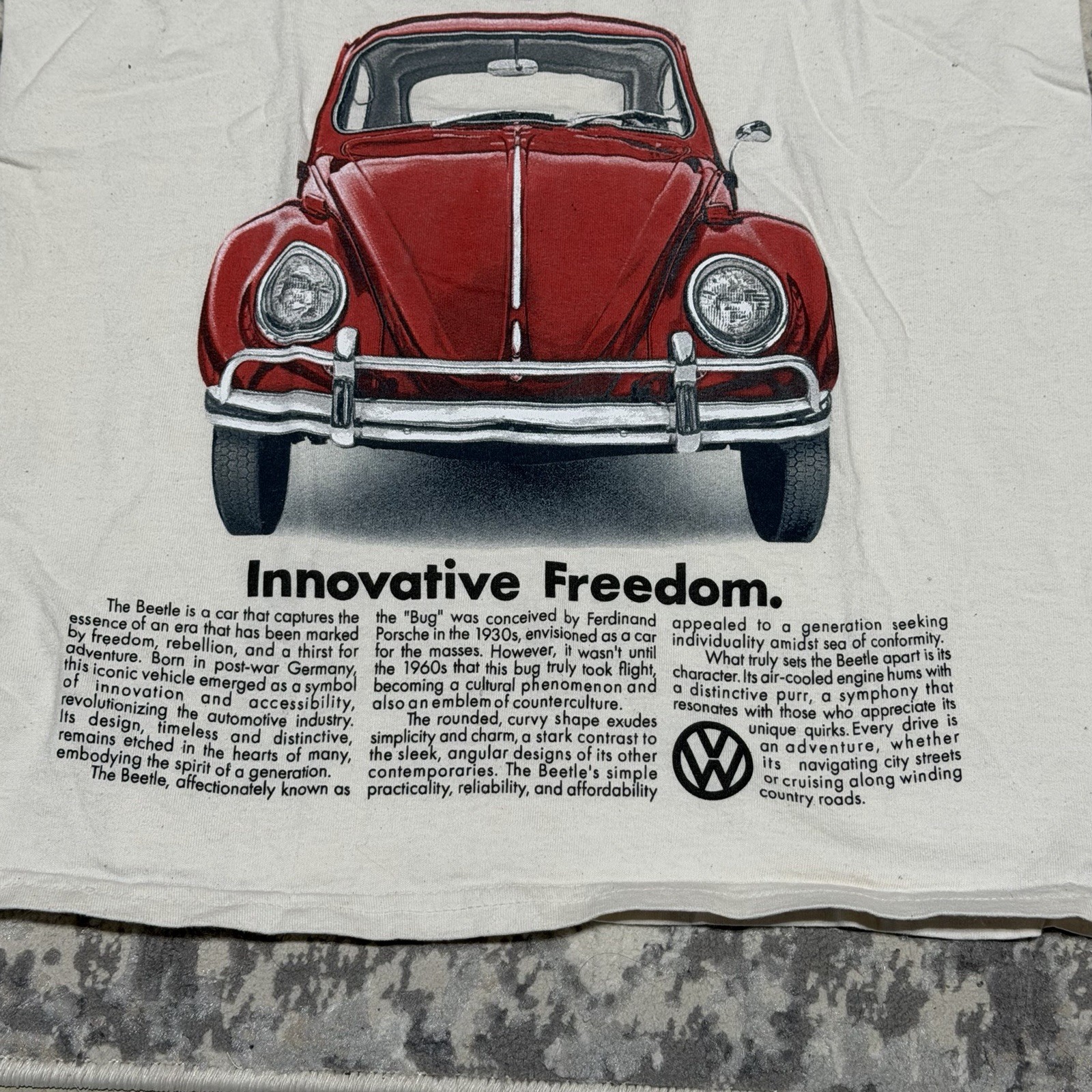 VW Volkswagen Red Bug Beetle Bugged Out T-Shirt Authentic Size Small gallery