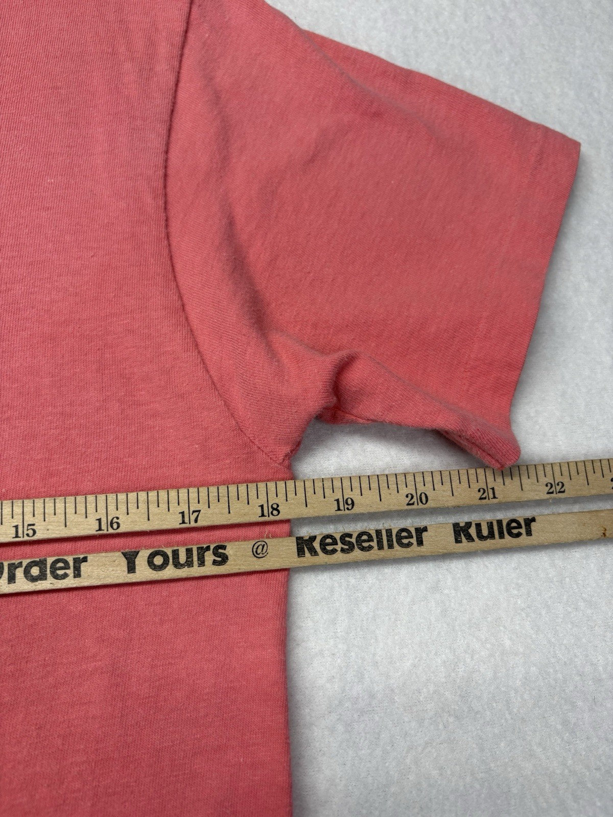 Vintage 80’s Mens T Shirt Size Small Here Kitty Kitty Made In USA Rare Pink gallery