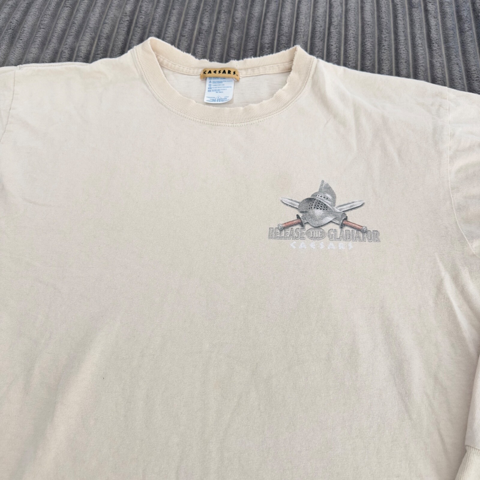 VTG Caesars Palace T-Shirt Mens L Cream Gladiator Las Vegas Long Sleeve Distress gallery