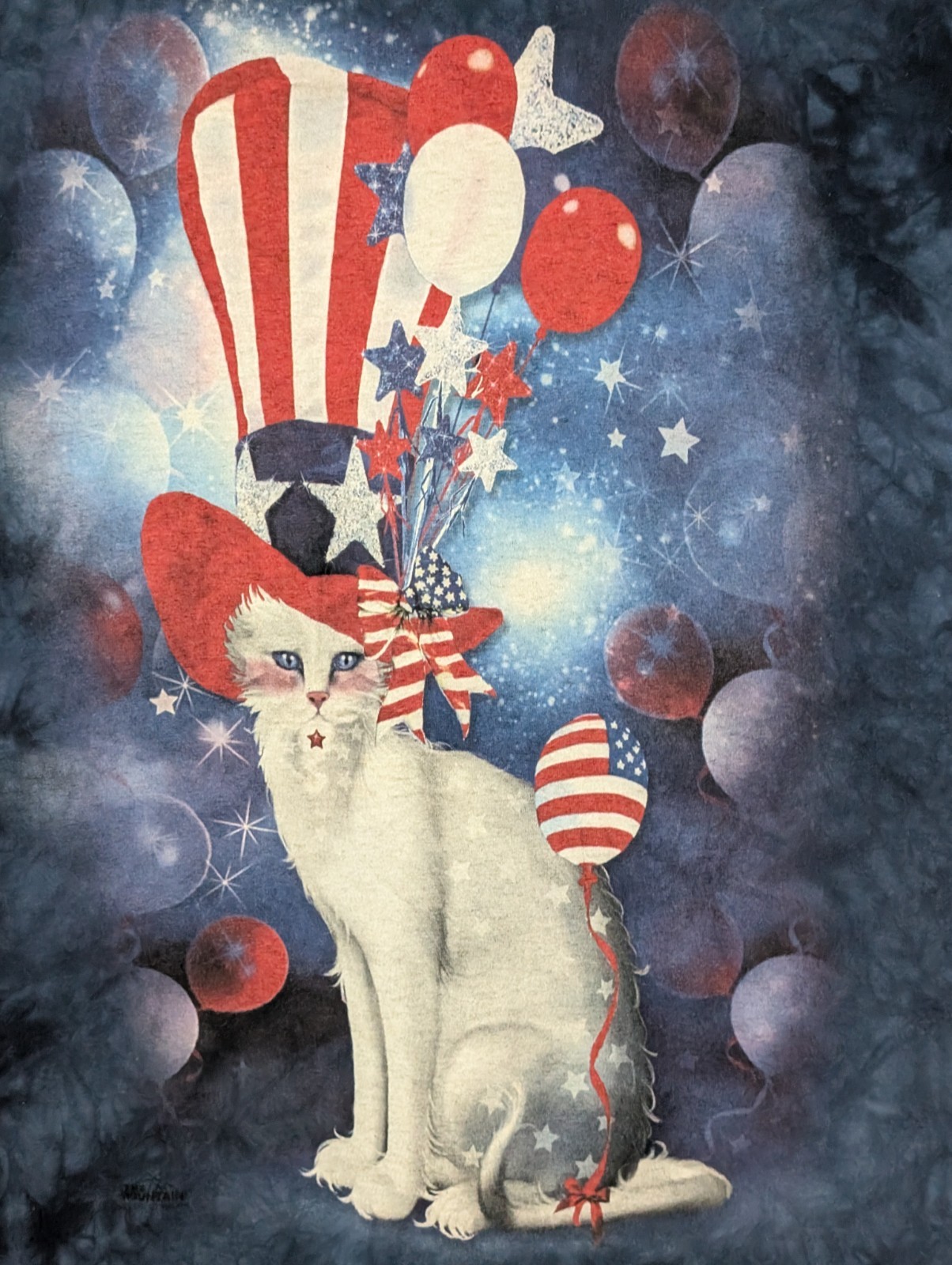 The Mountain Men’s T-shirt Blue Patriotic Cat Retired Logo XL #2755 EUC