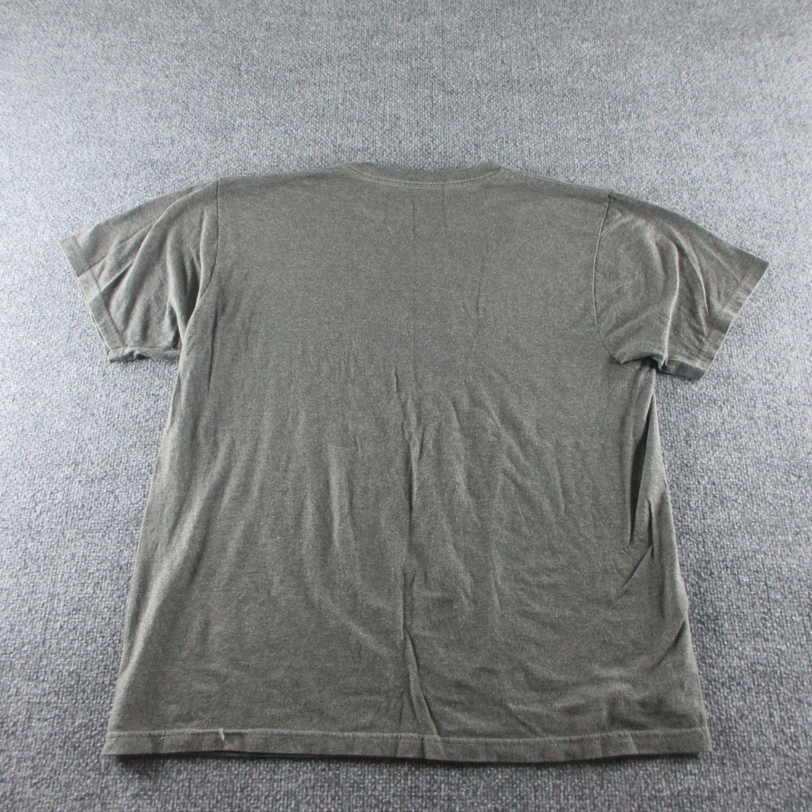 Adidas Shirt Mens L Gray The Go-To Tee Logo Graphic Short Sleeve Sports Athletic gallery
