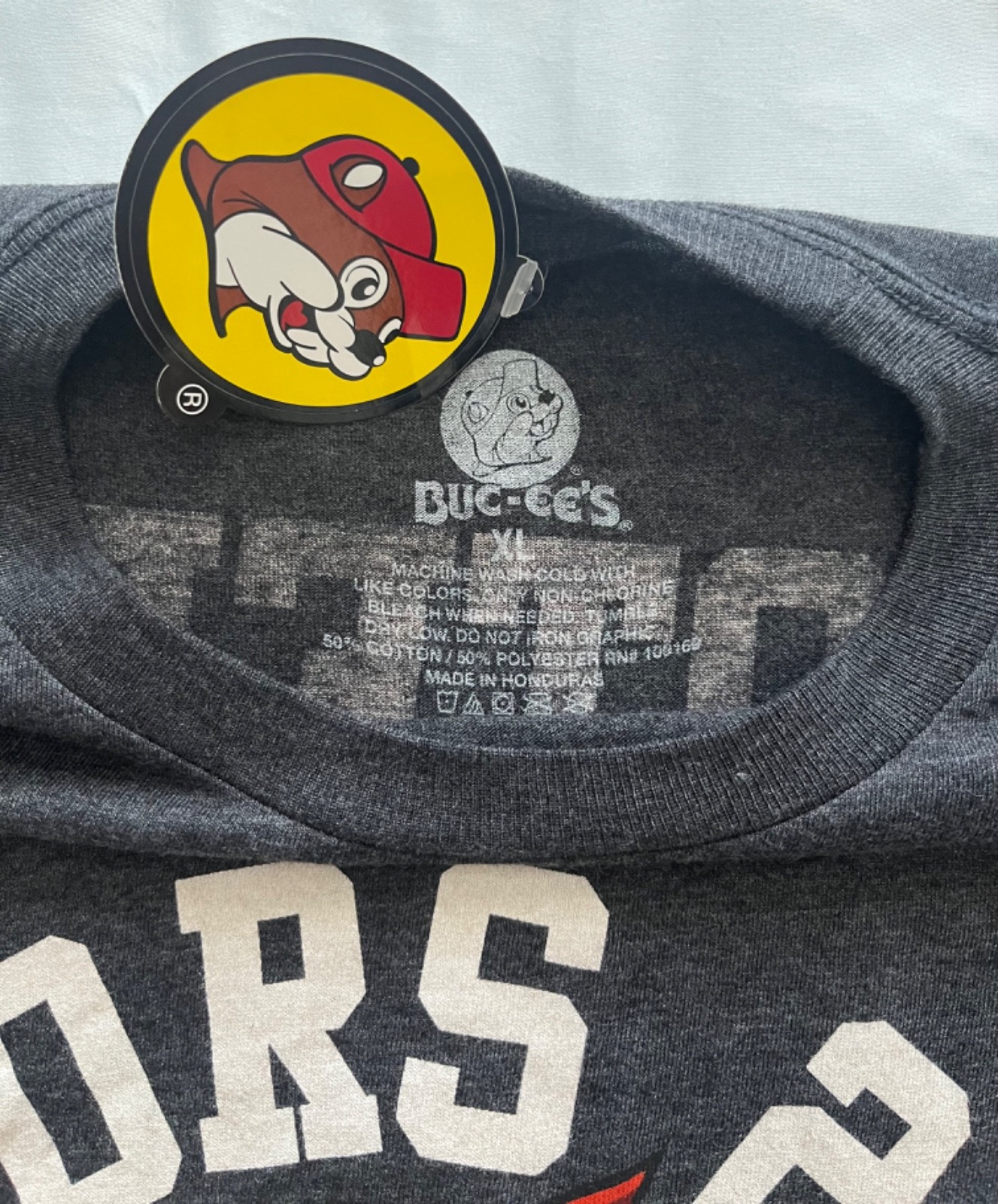 Buc-ees Men's Gray Cotton Crew Neck Seniors 2022 Short Sleeves T-Shirt Size XL gallery