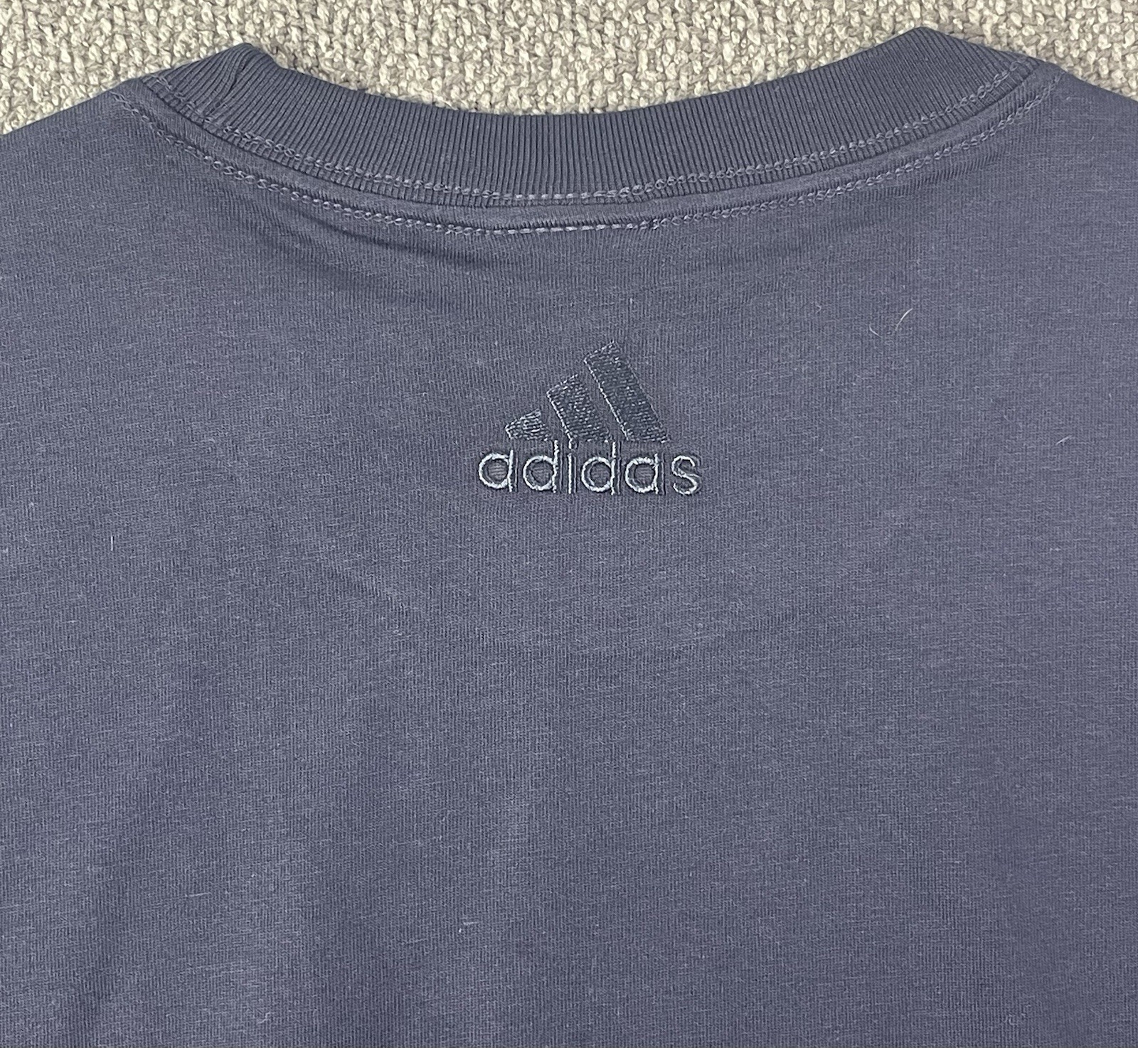 adidas Men’s XL Graphic Crewneck Short Sleeve T-Shirt Navy NWT gallery