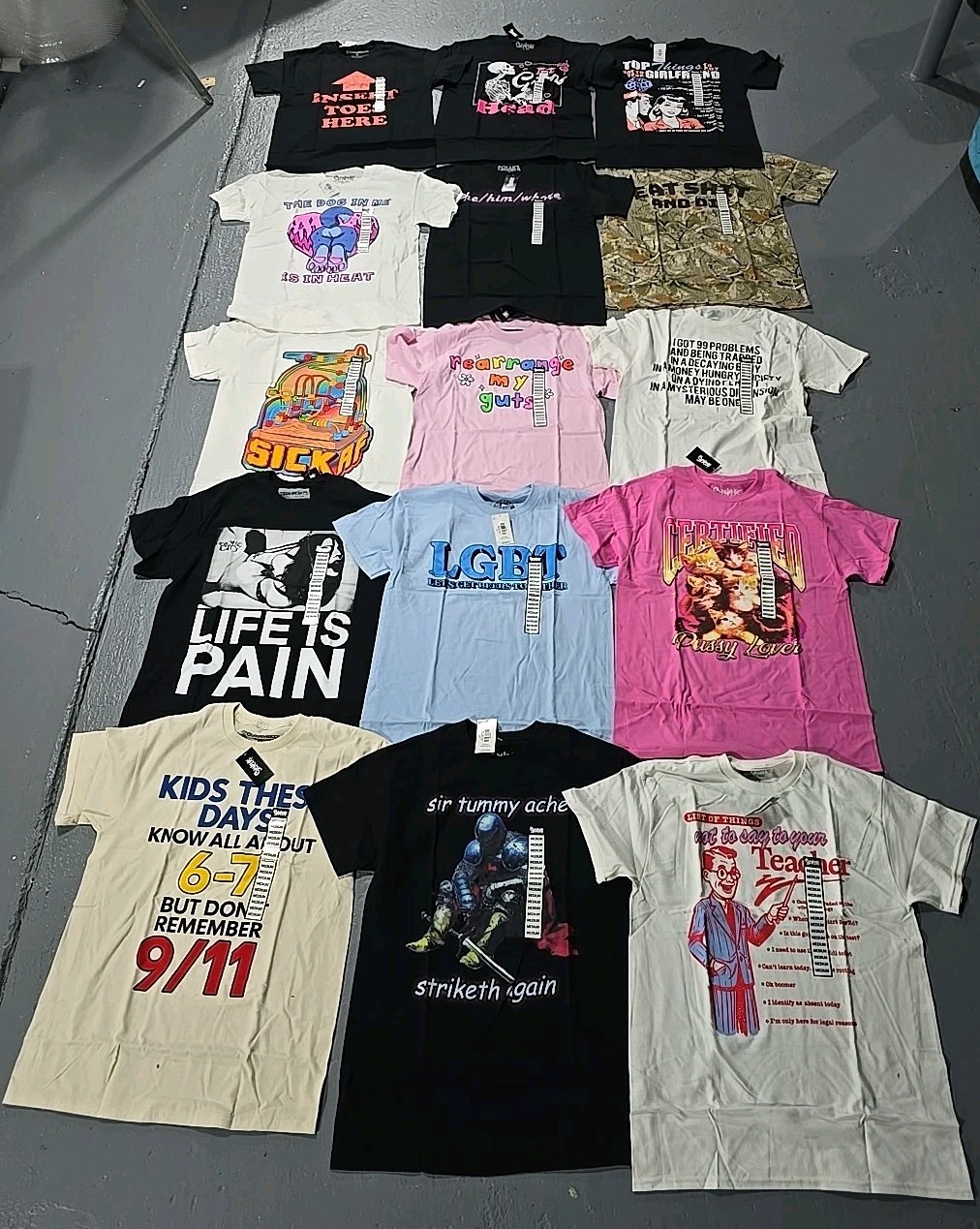 Spencer's Novelty Vulgar Graphic T-Shirt Men's Size MEDIUM 15pc Lot (HBox) gallery