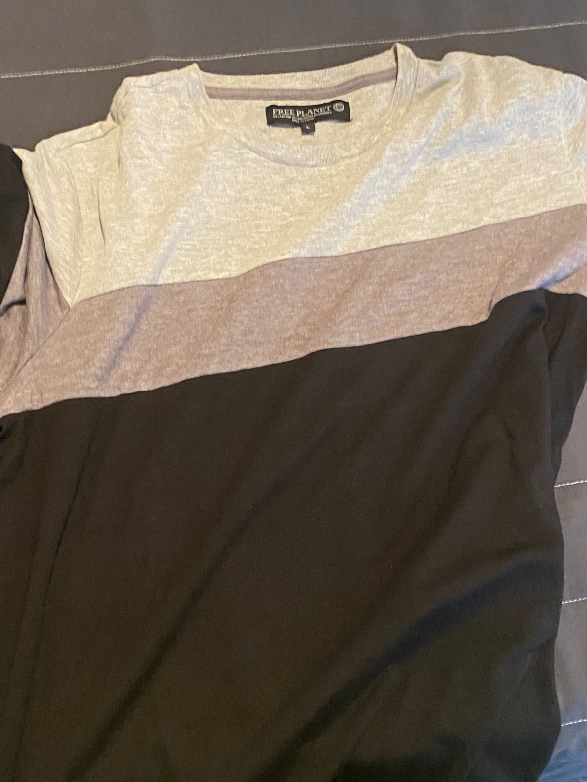 Free Planet Mens Large Color Block Long Sleeve Shirt Gray Black Crew Neck L gallery