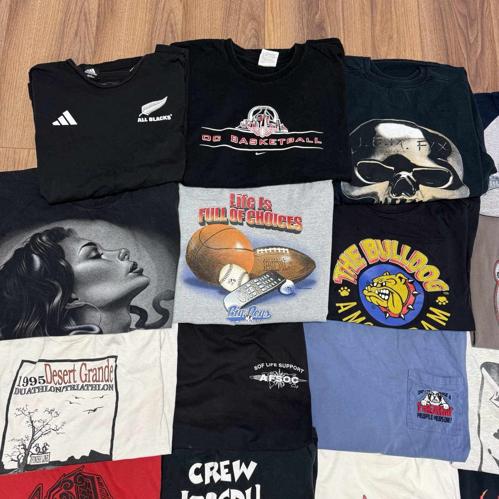 Vintage Modern Reseller Bundle Wholesale T Shirt Lot 30 Items 90s 00s May2-1 gallery