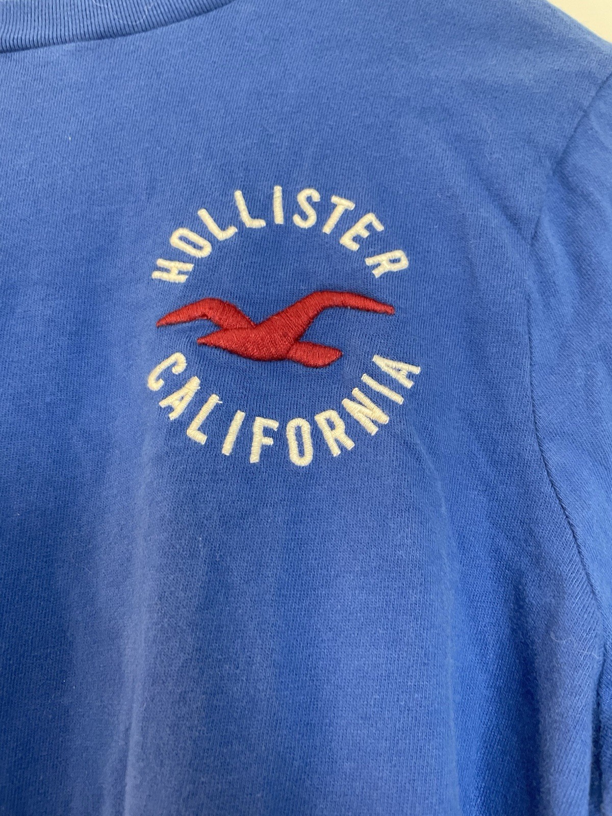 Hollister California Blue Soft Long Sleeve Embroidered Logo Men's Size XL gallery