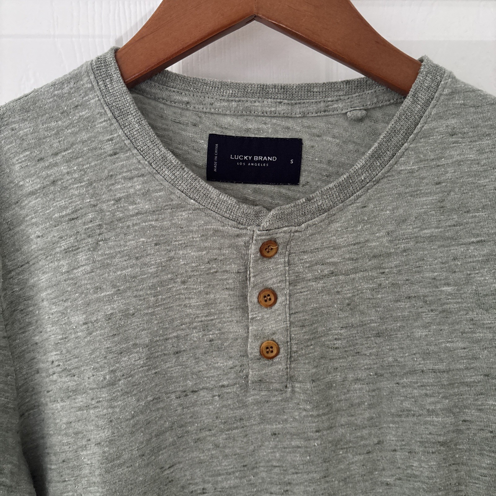 Lucky Brand HENLEY T-SHIRT Green Short Sleeve Linen Blend Men's SMALL EUC gallery