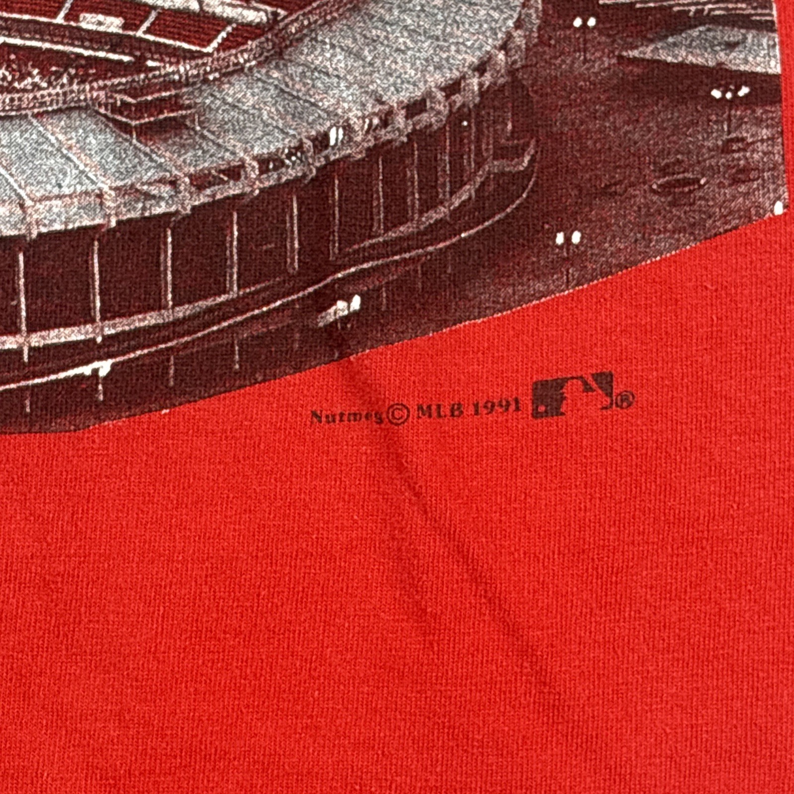 Vintage 1991 Nutmeg Mills Cincinnati Reds Red MLB Baseball T Shirt Size L gallery