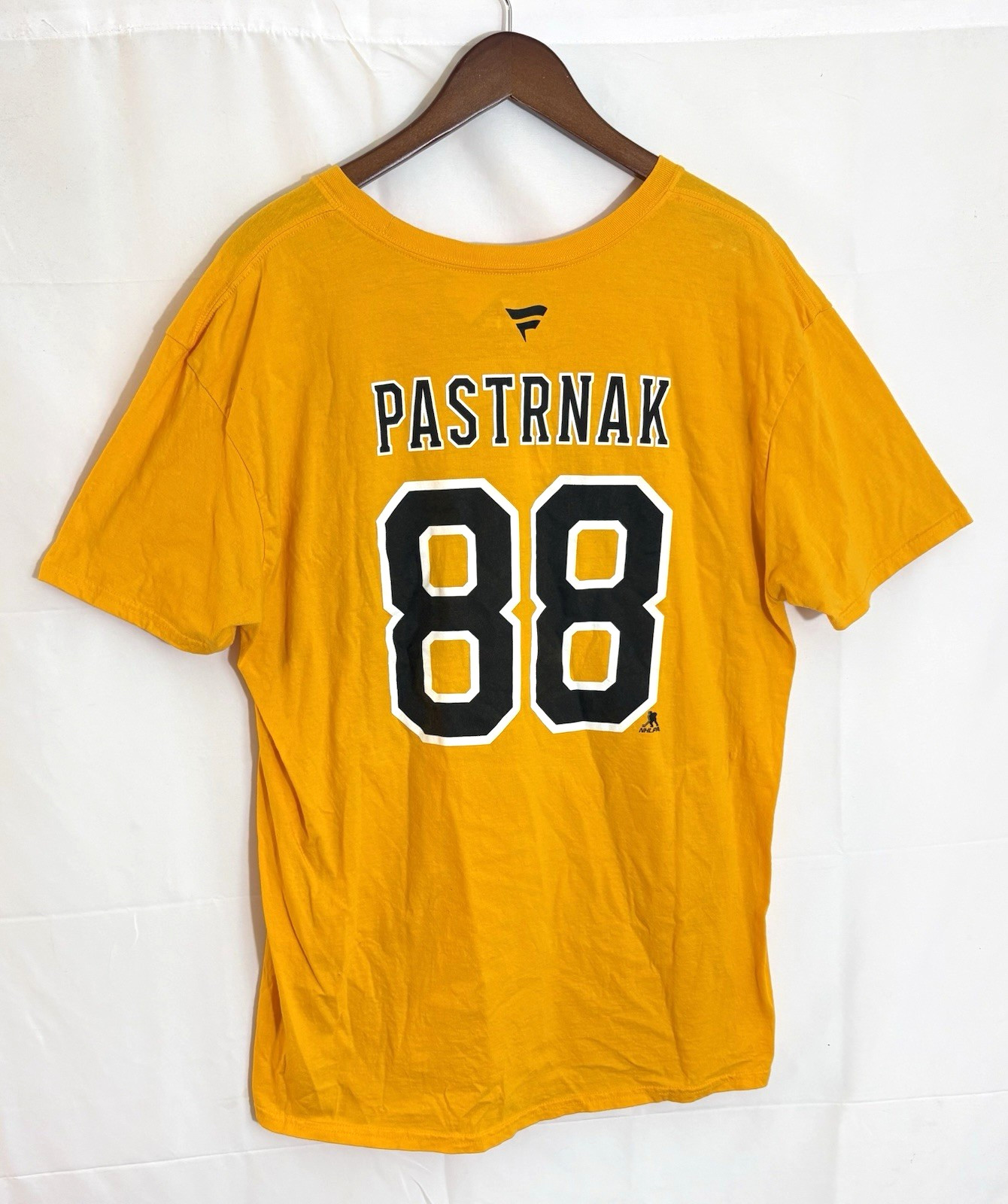 David Pastrnak Boston Bruins #88 Men's Size XL NHL Yellow S/S T-Shirt Tee gallery