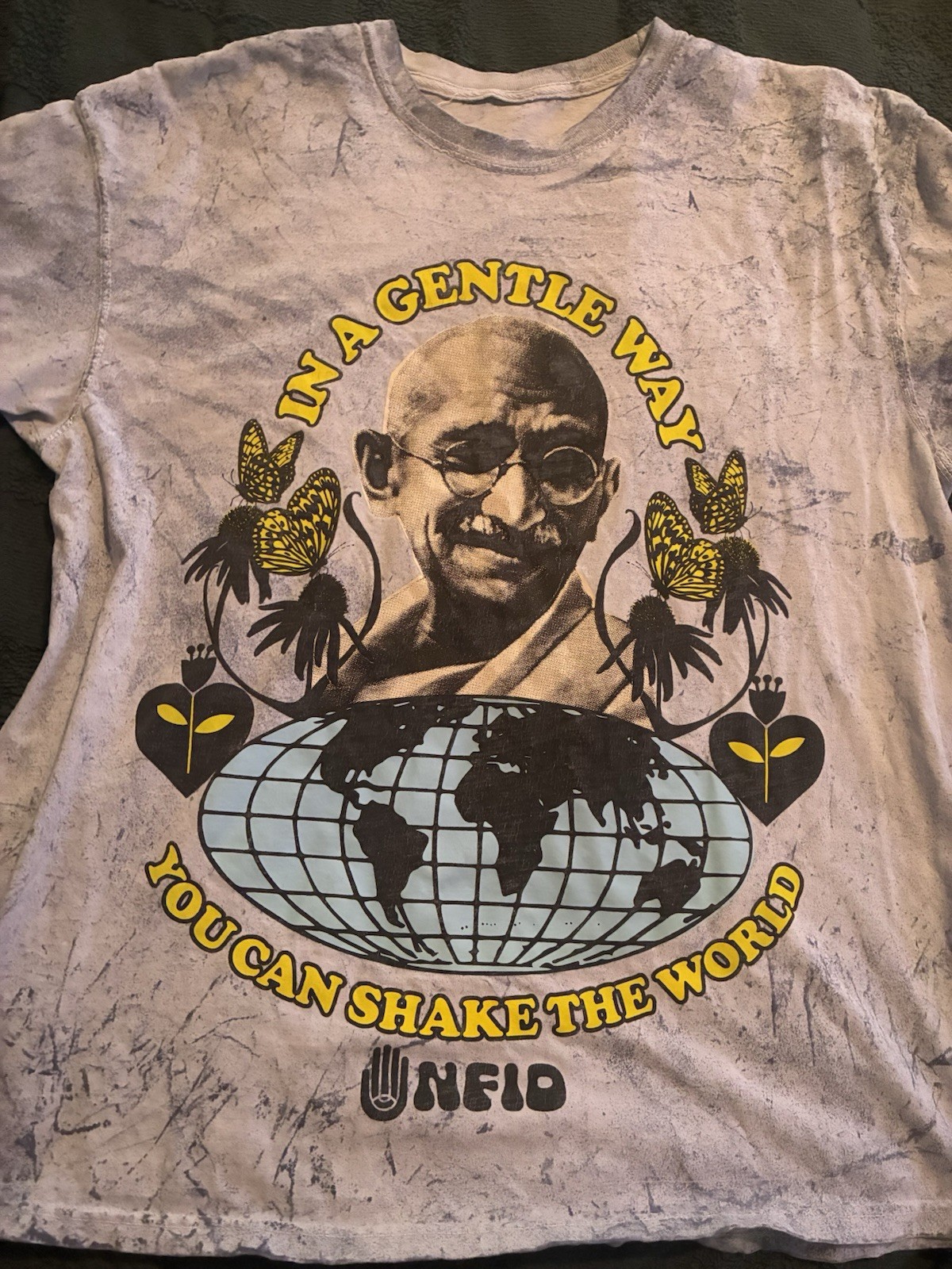 Gandhi Pop Art T-Shirt gallery