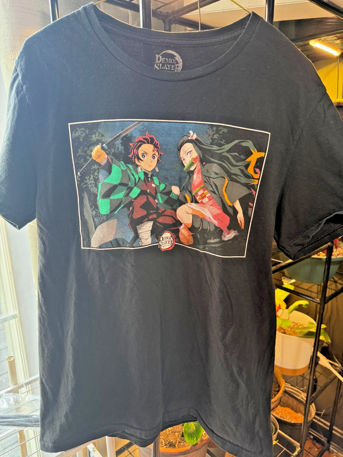 Demon Slayer Anime Graphic Unisex T-Shirt Size Medium gallery