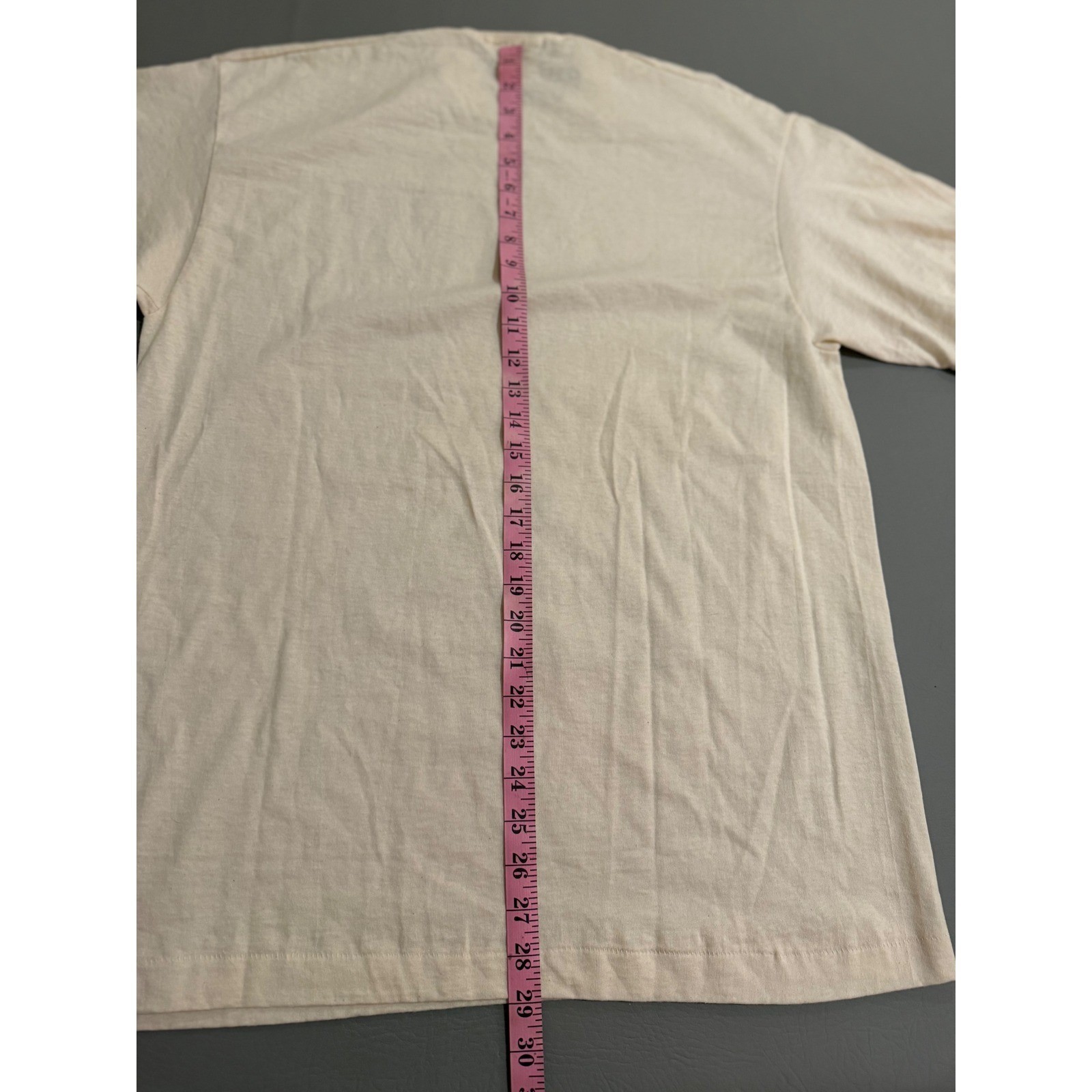 The English Teddy Bear Company T-Shirt Mens L beige London Graphic gallery