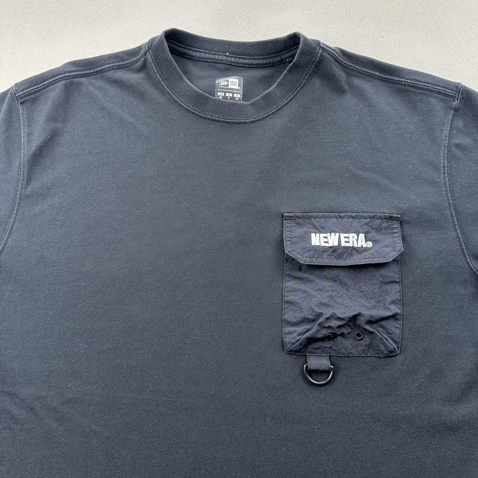 New Era T-Shirt Mens XS Black Utility D-Ring Cargo Pocket Oversized Short Sleeve gallery