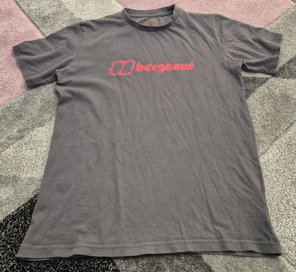Berghaus 100% Organic Cotton Mountain Design T shirt Grey M