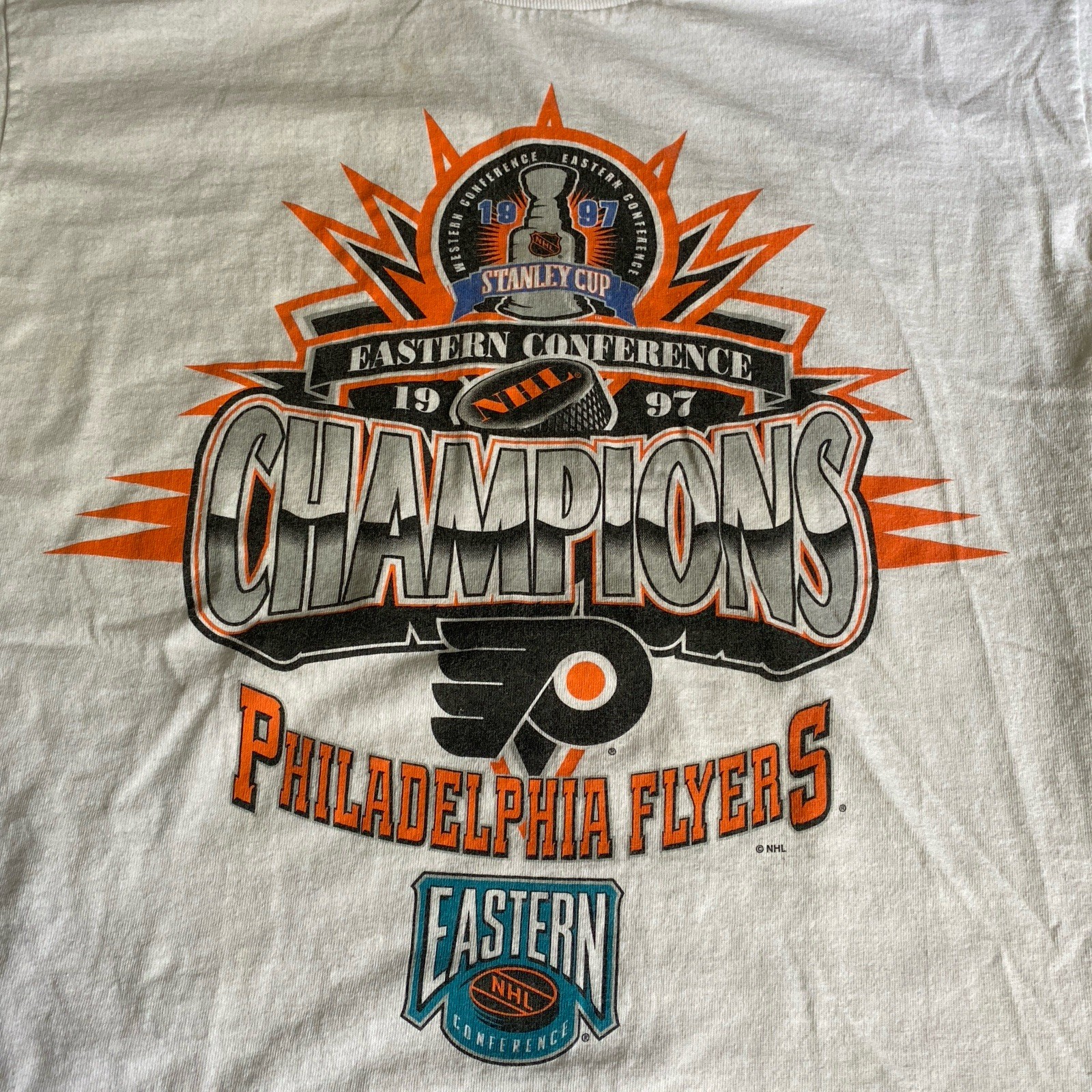 Vintage 1997 Philadelphia Flyers NHL Eastern Conference Champions T-Shirt Large gallery