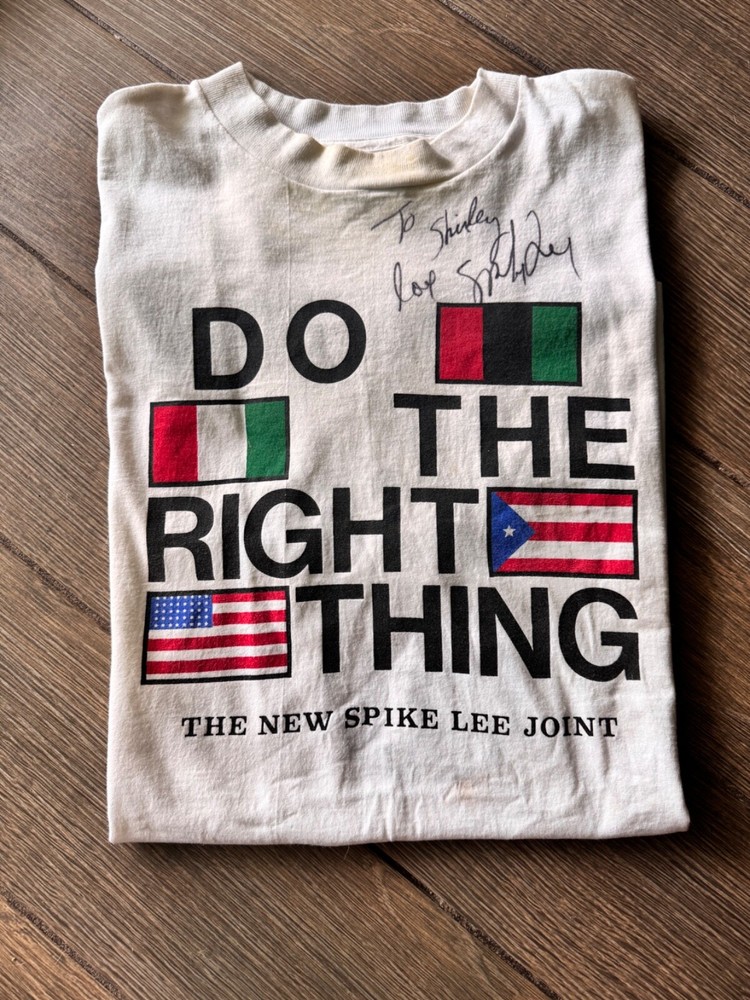 DO THE RIGHT THING- Spike Lee autographed shirt size XXL