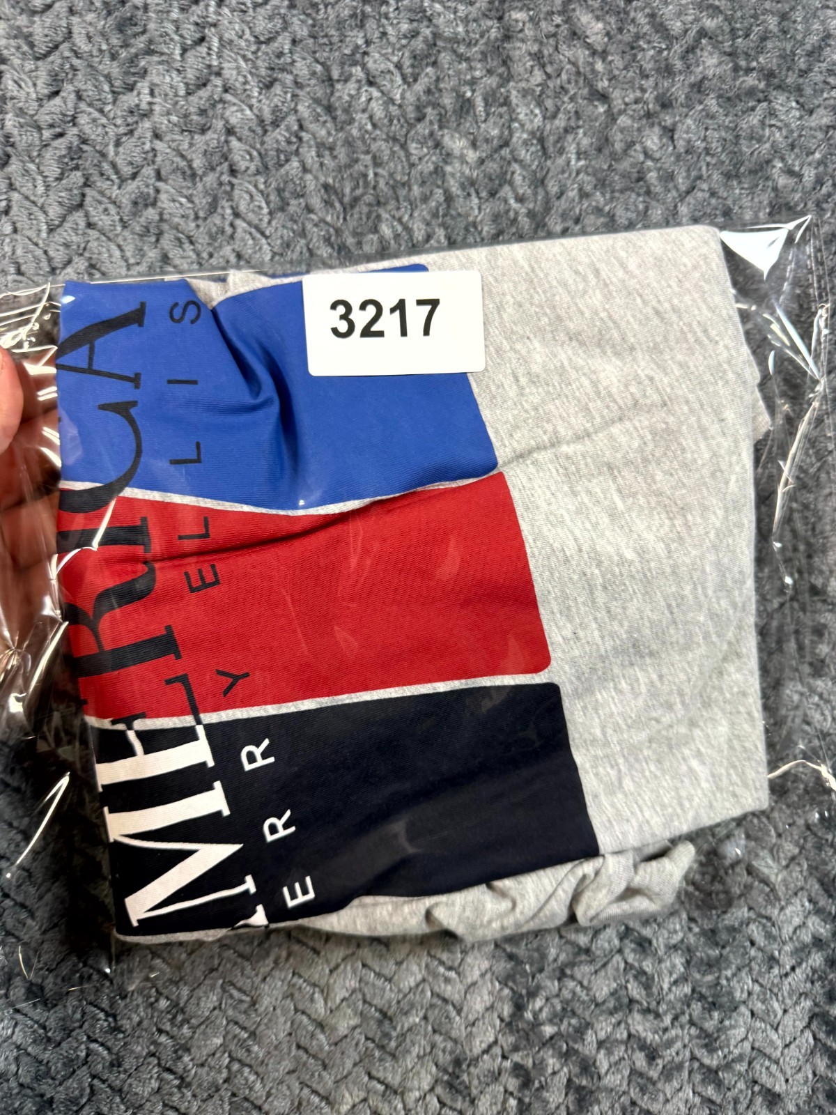 Perry Ellis America T Shirt Men Large Gray Cotton Graphic Short Sleeve Crewneck gallery