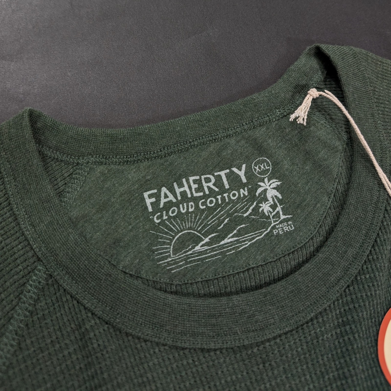 Faherty Men's Long Sleeve Cloud Waffle Crew Deep Fern Heather Size 2XL Top gallery