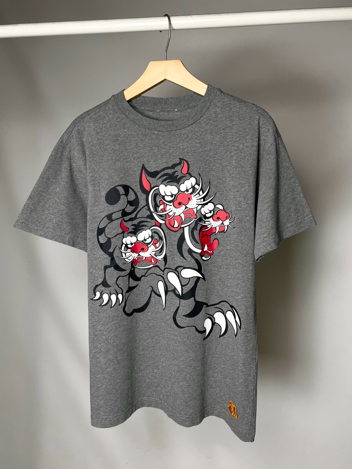 Kenzo x Kansai Yamamoto Size M Three Tigers Hieroglyph Gray Tee T Shirt