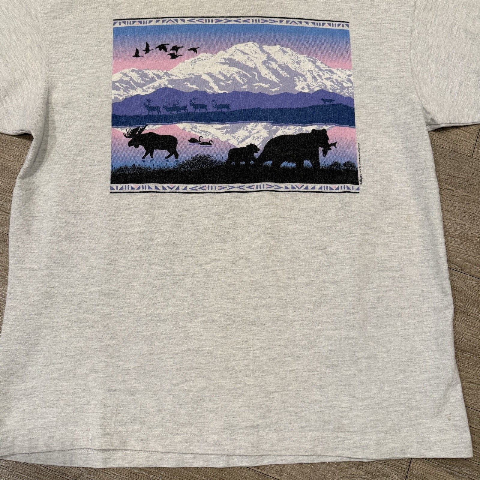 Vintage Harborside Graphics Large T-shirt Destination Moose Bear Outdoors USA gallery