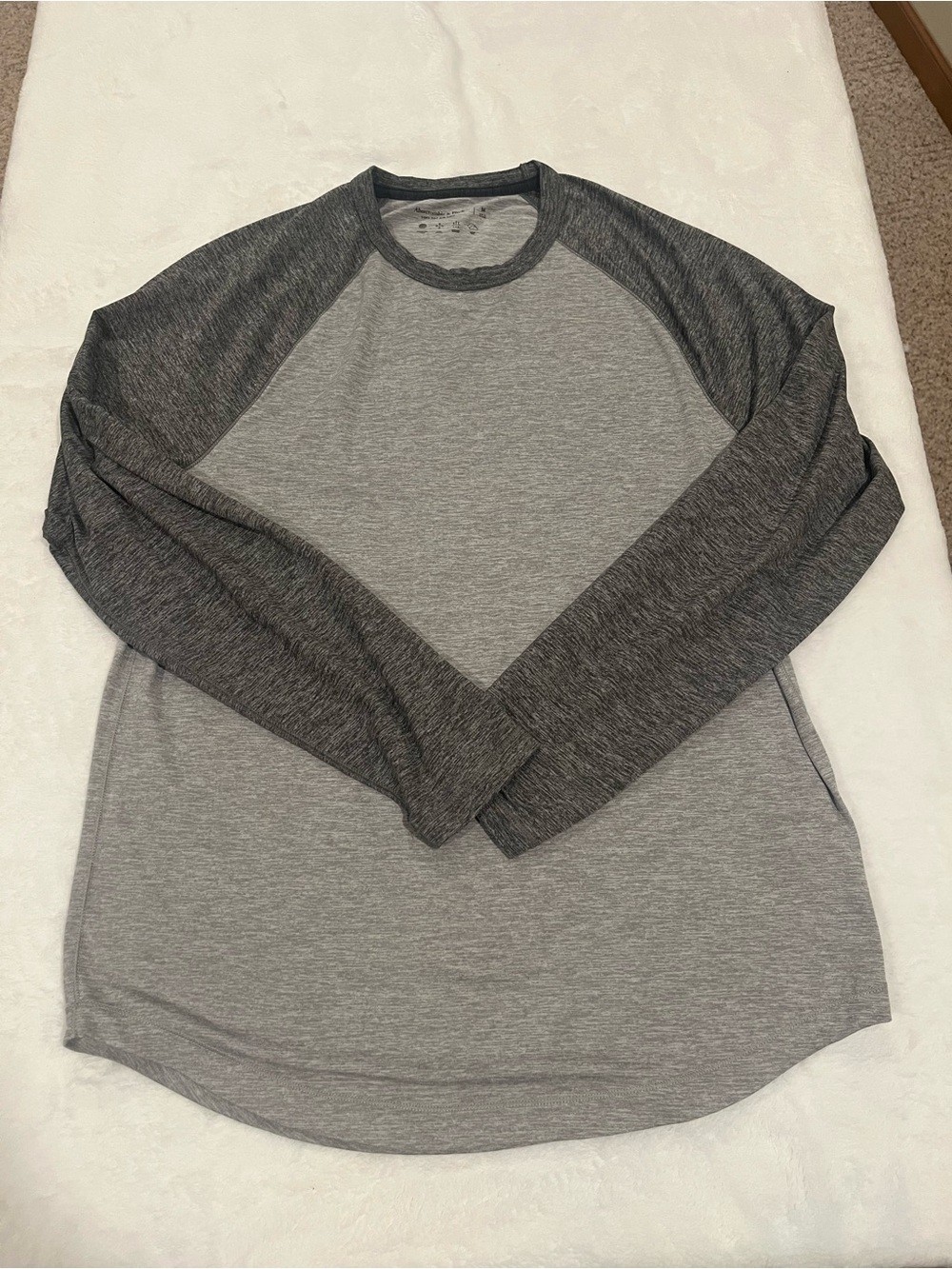 Abercrombie & Fitch Soft A&F Air Knit Baseball Tee - Men's Medium gallery