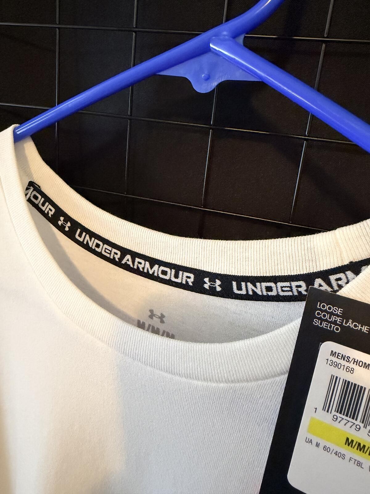 Under Armour Mens Medium Football Vacation Graphic T-Shirt New w/ Tags Athletic gallery