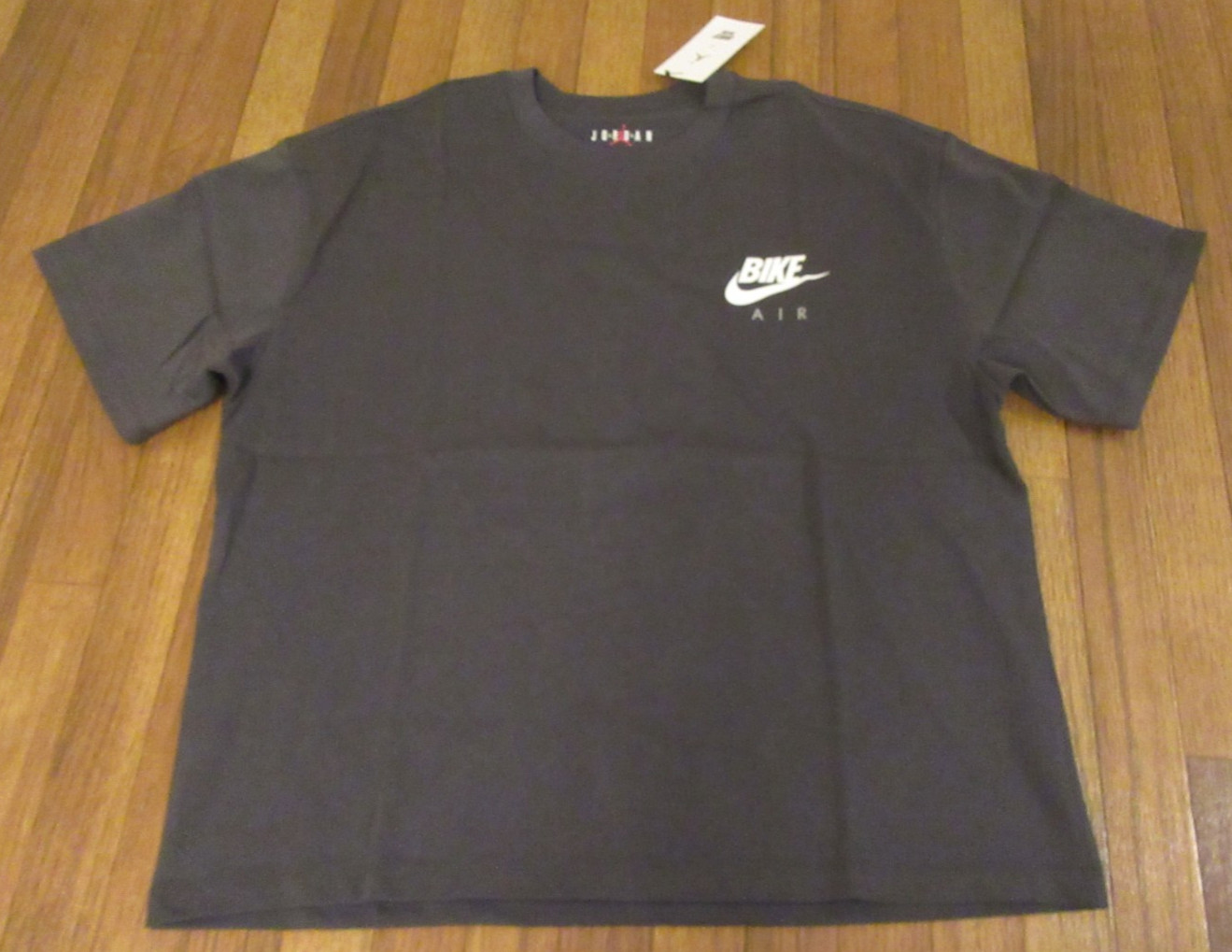 Nike Air Jordan Bike Air Tee T-Shirt Size Large Anthracite IQ8148 060 Brand New gallery