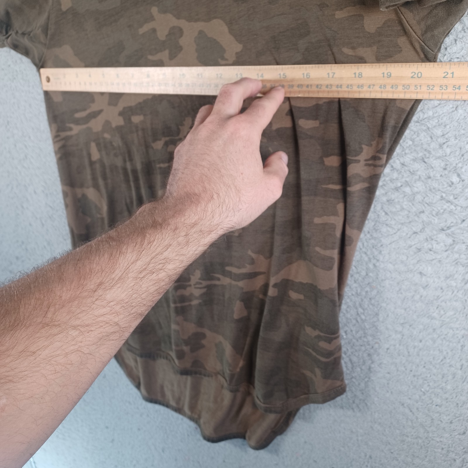 VICTORIOUS Mens Camo Brown Shirt Size Medium Short-Sleeve Zipper Pocket Sleeve gallery