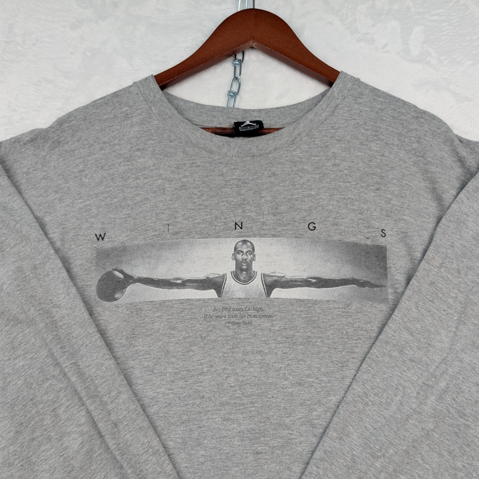 VTG Jordan T-Shirt Men's Large Gray Nike Air Wings Michael Jordan Graphic LS 90s gallery