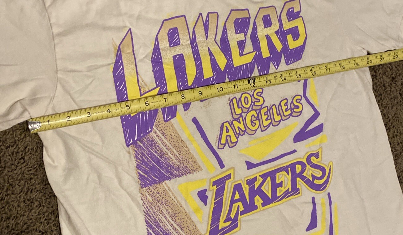 NWT Men’s Mitchell & Ness LA Lakers Sidewalk Sketch Off White T-Shirt Size M gallery