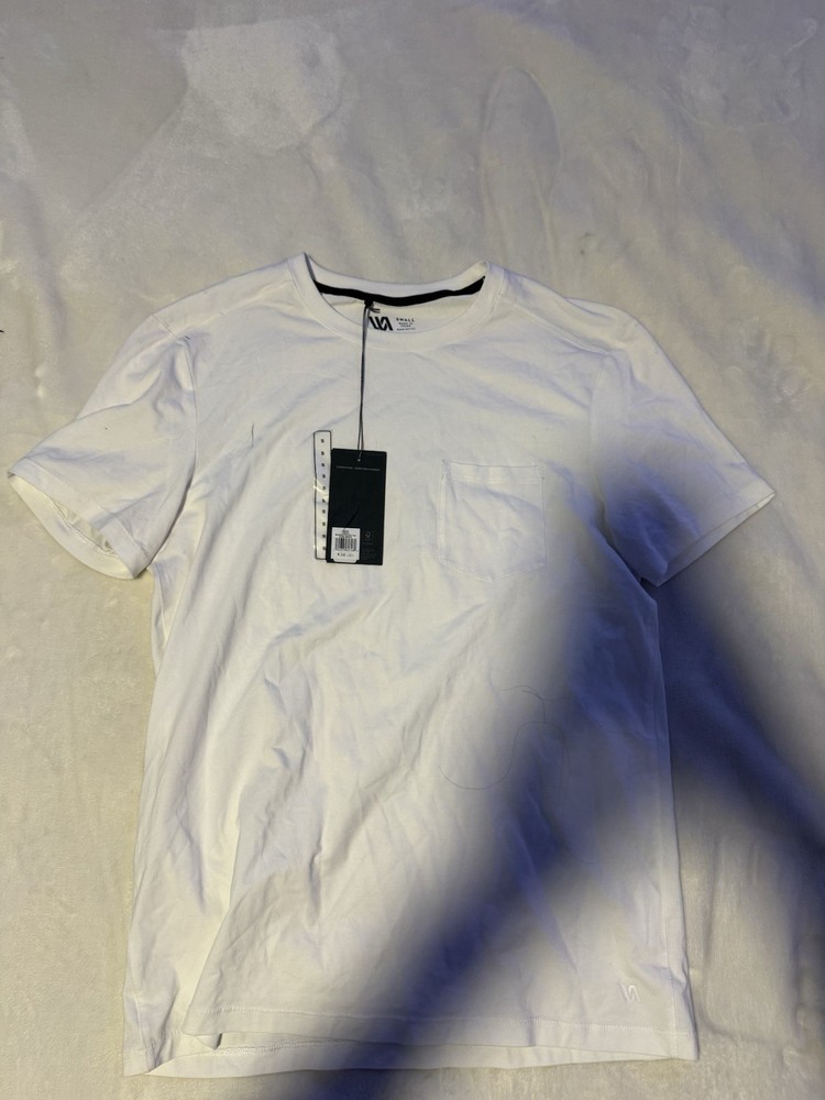 NWT Men’s VRST Pure White Washed Pocket Size Small T-Shirt $38