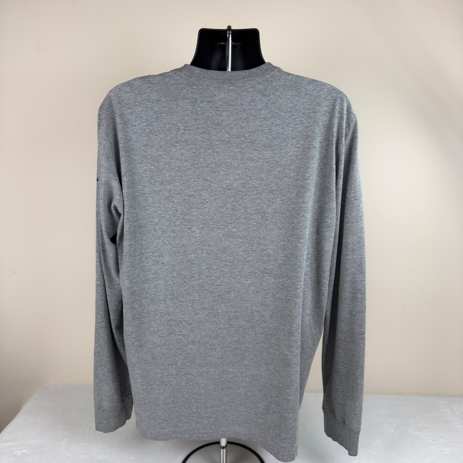 Nike NFL Apparel Dallas Cowboys NFL Mens XL Long Sleeve Grey T-Shirt Graphic gallery