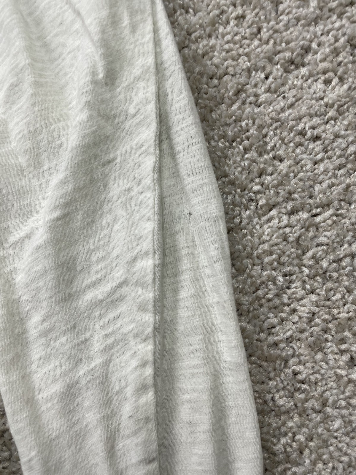 Vuori Shirt Tee Mens Large Beige Long Sleeve Pocket Preppy Casual Light gallery