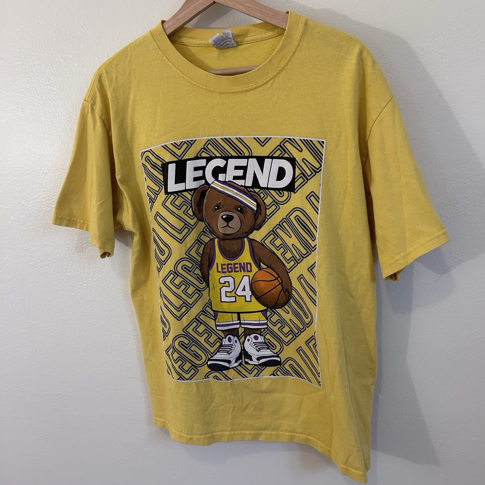 Tee Shirt Bear Legend #24 Kobe Bryant Yellow Mens Large gallery