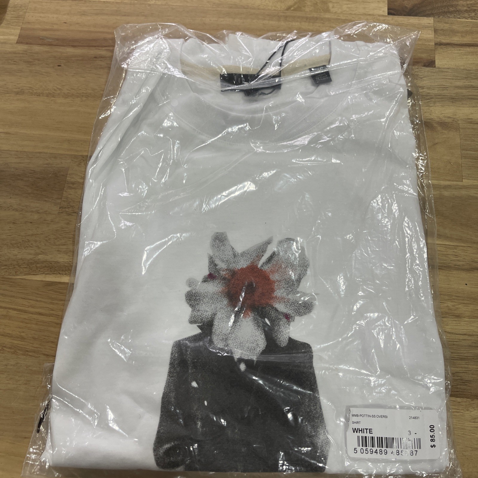 Ted Baker Men’s White Floral Graphic T-Shirt Size 3 (Medium)