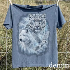 Retro Arctic Snow Leopard Comfort Tee