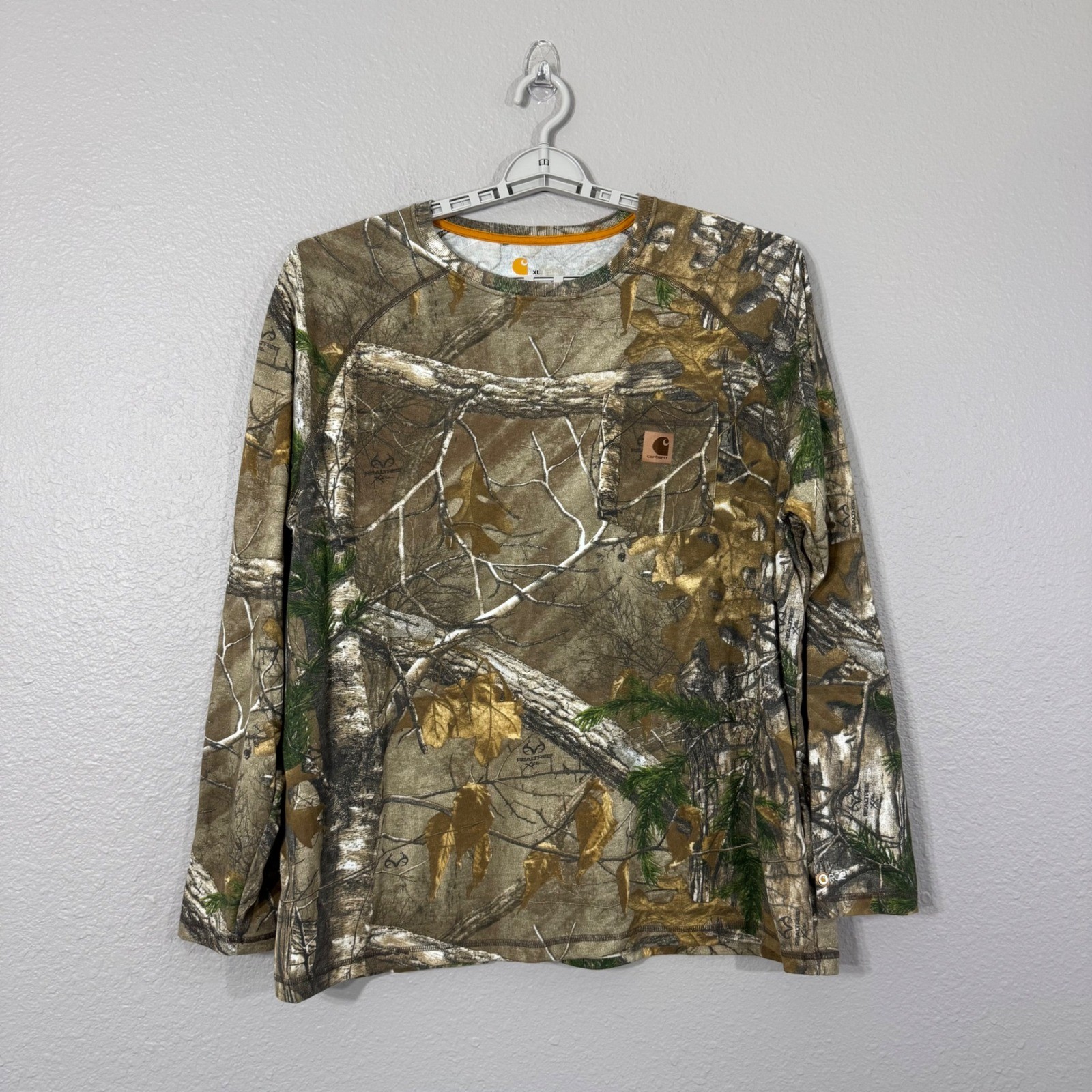Carhartt Men's Size XL Reg Camo Realtree Force Relaxed Fit Long Sleeve T-Shirt gallery