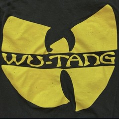 Wu-Tang Clan Black Graphic Tee 🐝 | 90s Hip-Hop Vibes | Size Medium