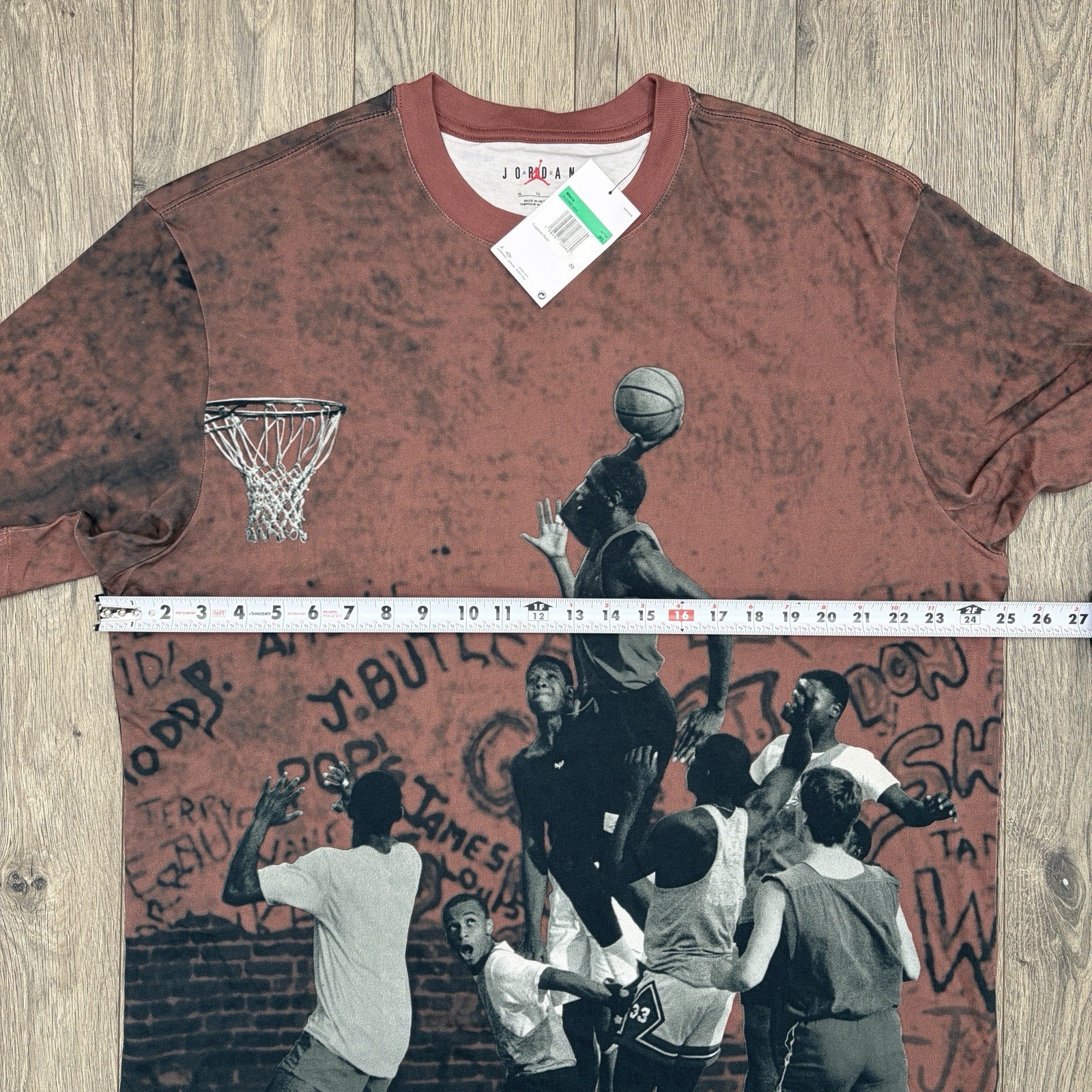 Air Jordan T Shirt Size XL Mens Red Black Graphic Crew 85 Short Sleeve gallery