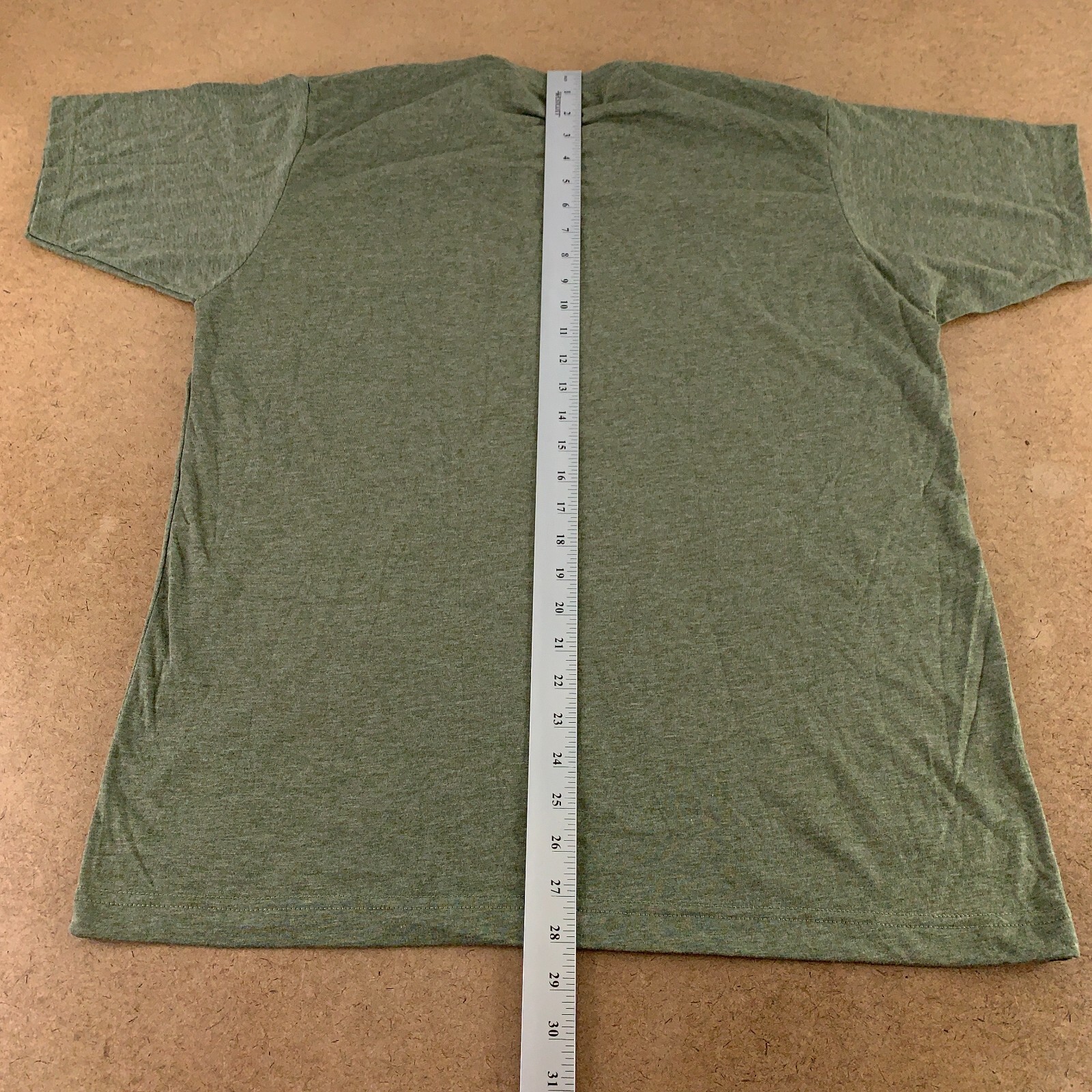 Tultex Men's Size Large Green Heather Short Sleeve Crew Neck T-Shirt New gallery