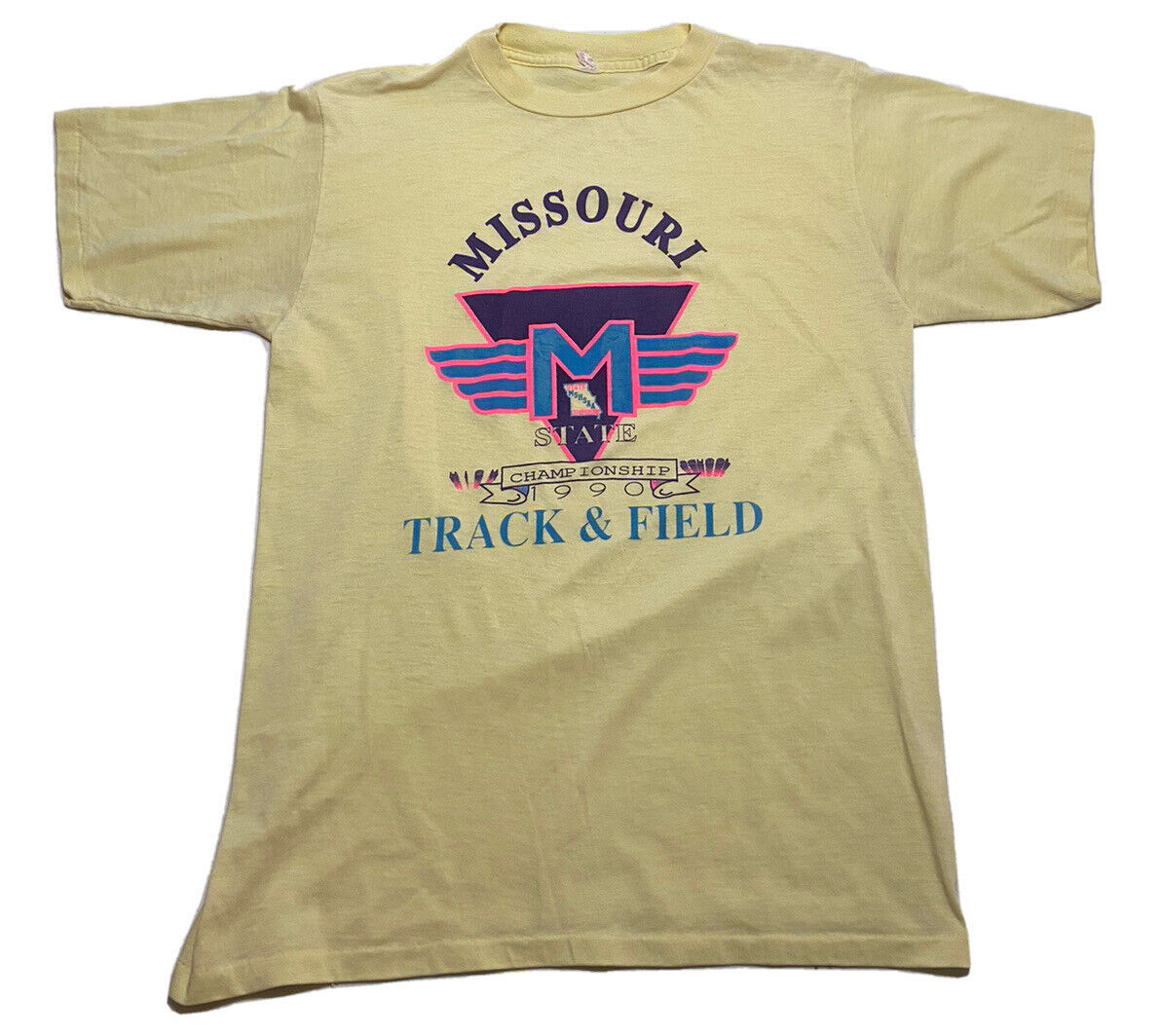 Vintage Missouri Track and Field T Shirt Single Stitch Size Medium Yellow I9