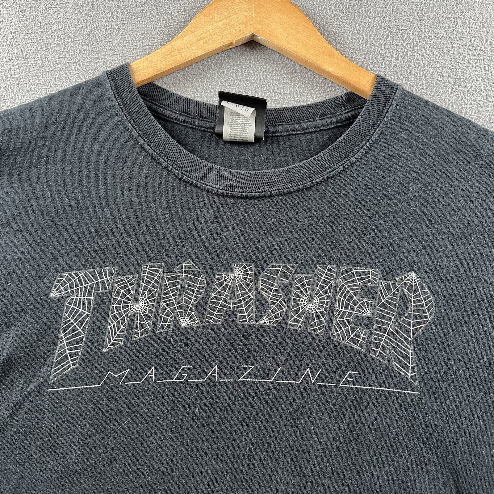 Thrasher Shirt Mens Large Black Spiderweb Sleeve Hits Long Sleeve Spider Skater gallery