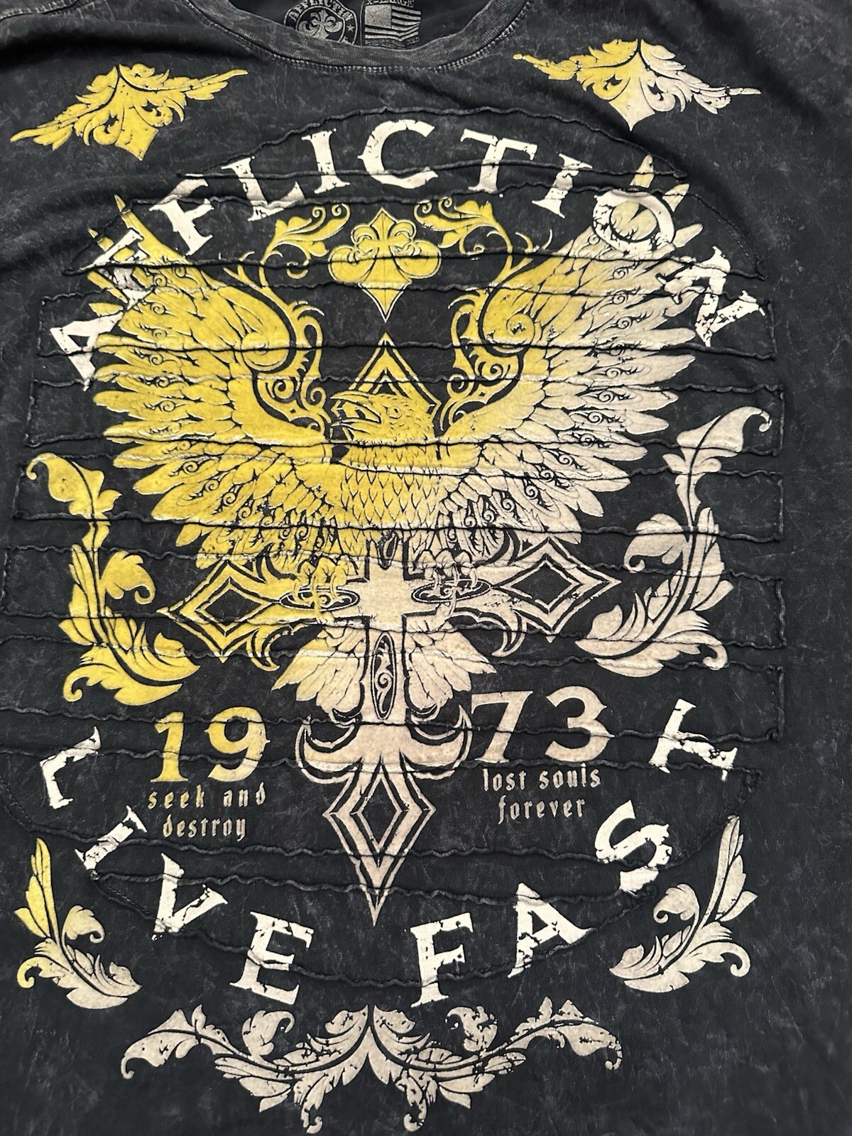Affliction Black T-Shirt w/Yellow Velvet Graphics Short Sleeve Mens Size XL gallery
