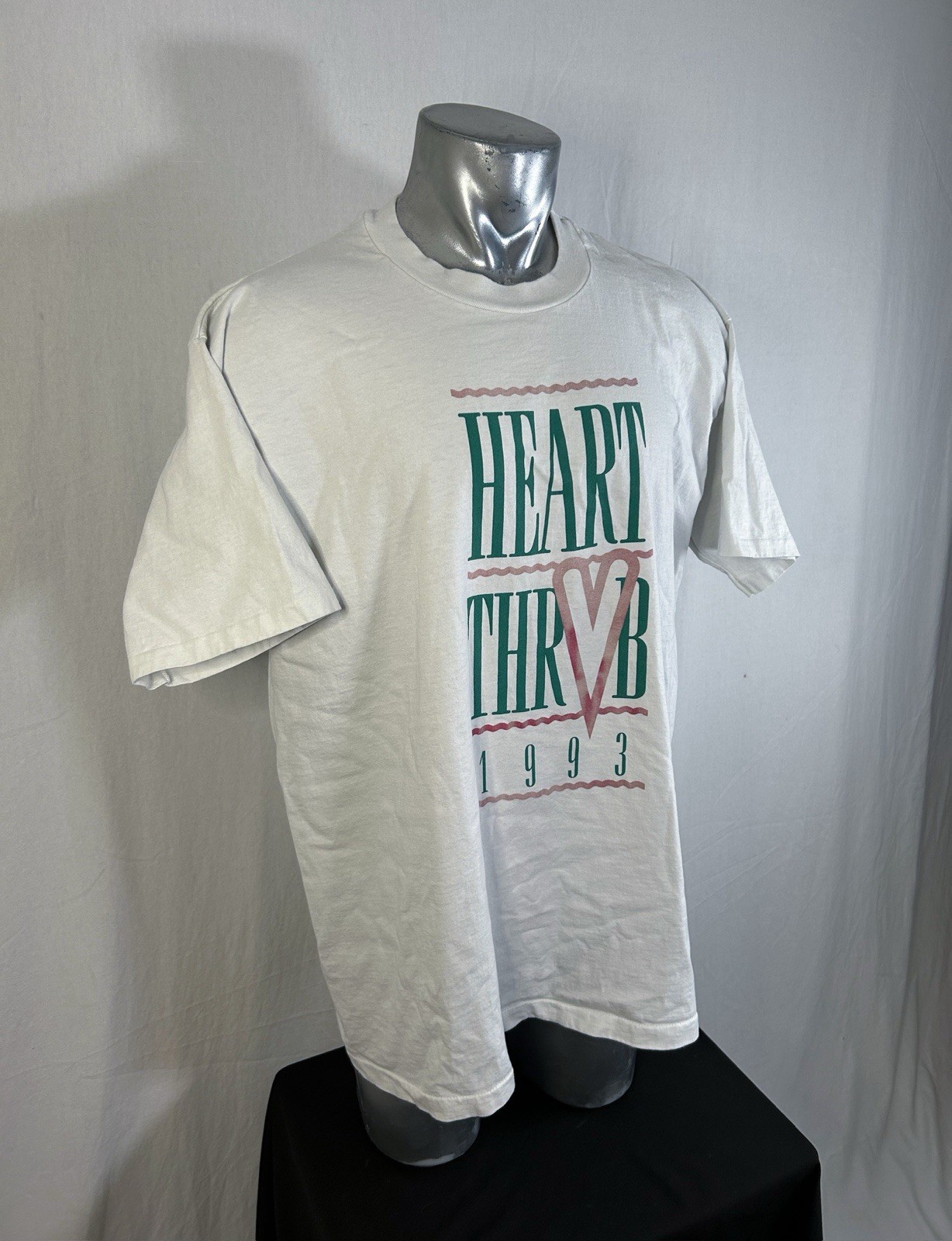 Vintage 90s Single Stitch Band Tee Style Heart Throb Shirt XXL 1993 Marathon USA gallery