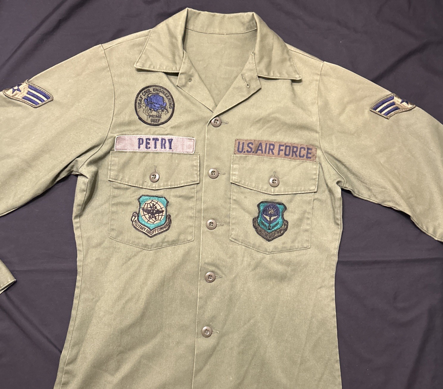 US Air Force Utility Shirt Size 14X30 SrA/E4 Patches OG-507