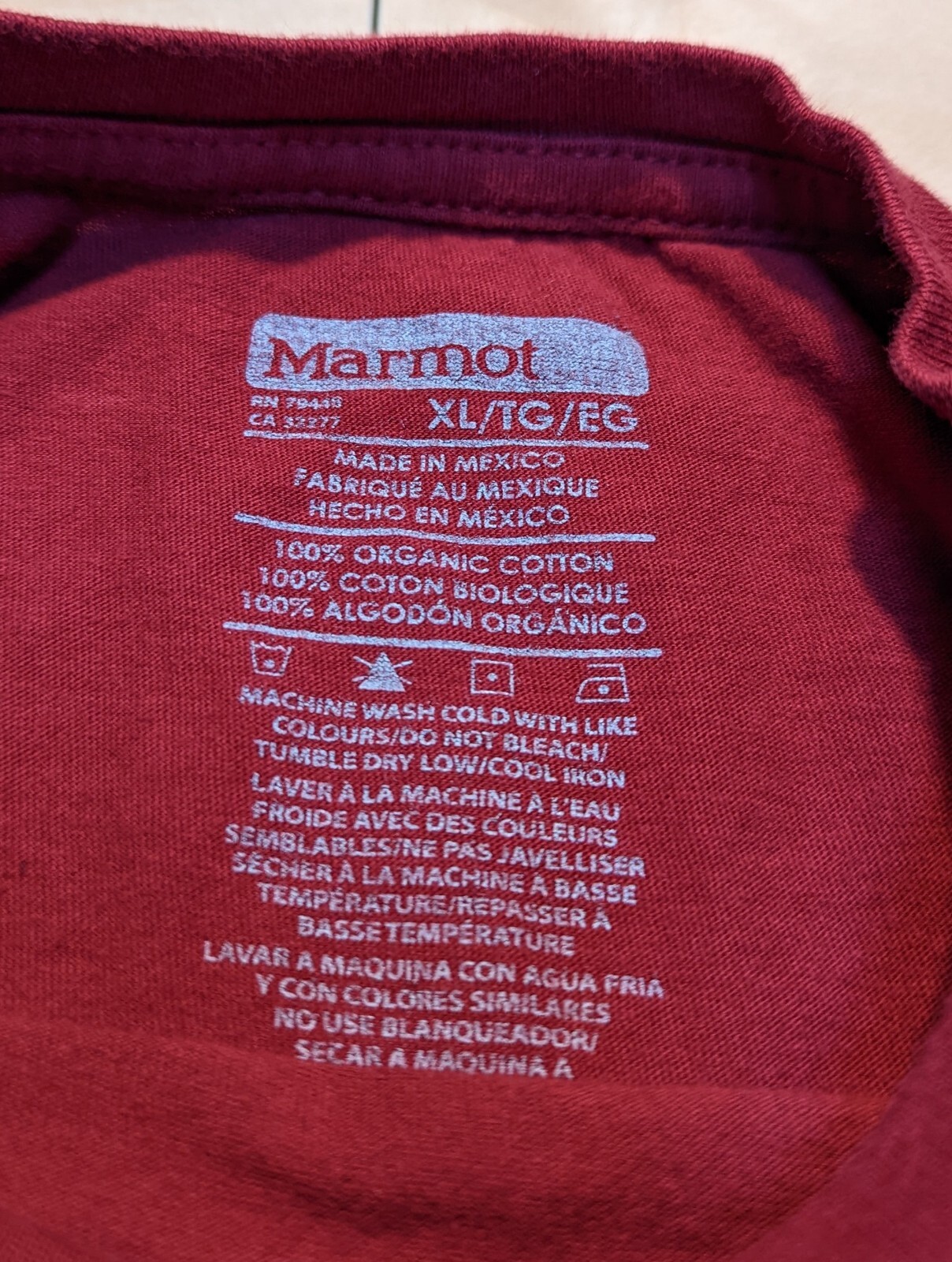 Marmot Mountain Works Red Tee Shirt Sleeve Shirt Mens Size XL Organic Cotton gallery