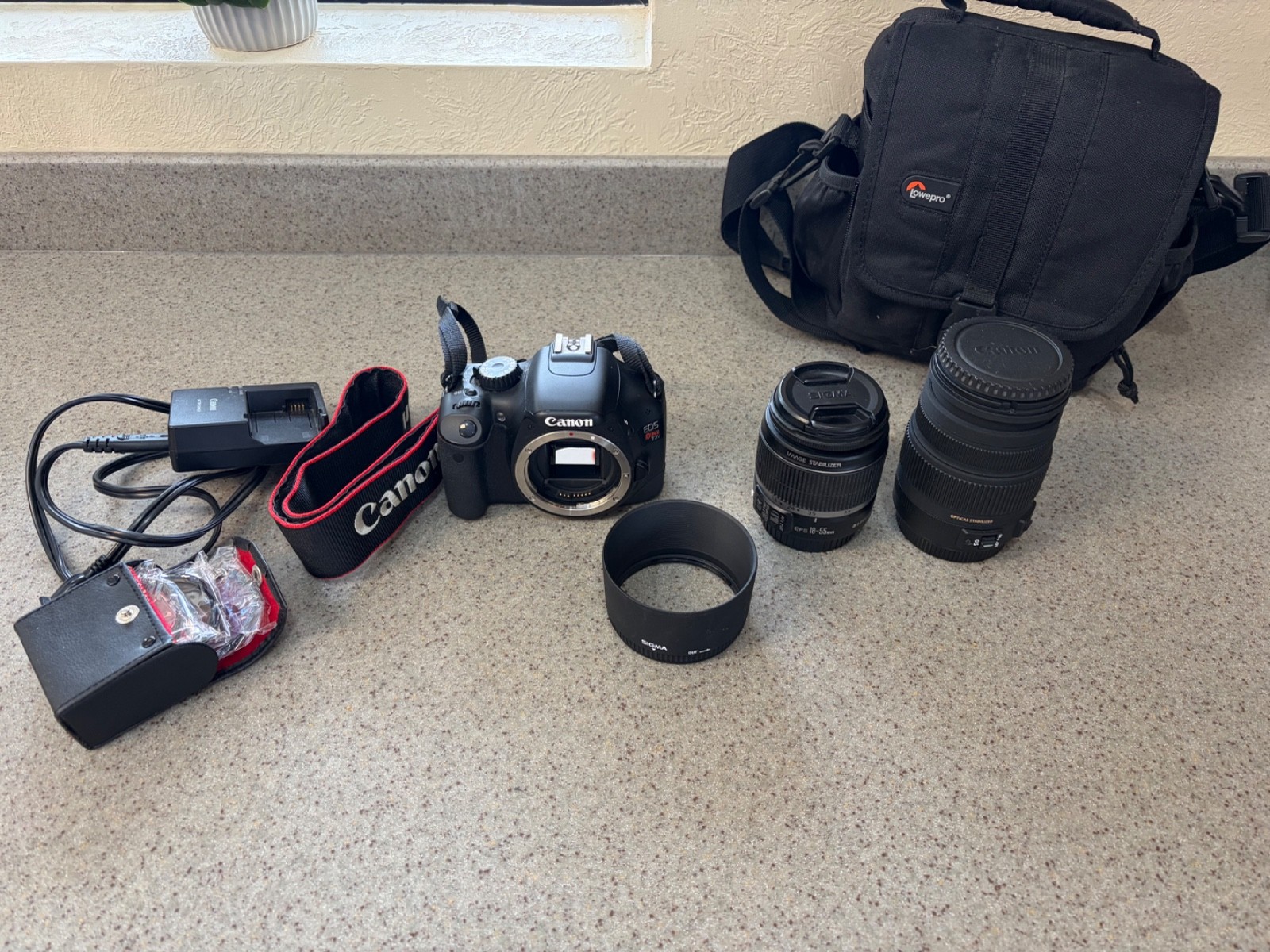Canon EOS Rebel T2i 18MP DSLR Camera With Accessories